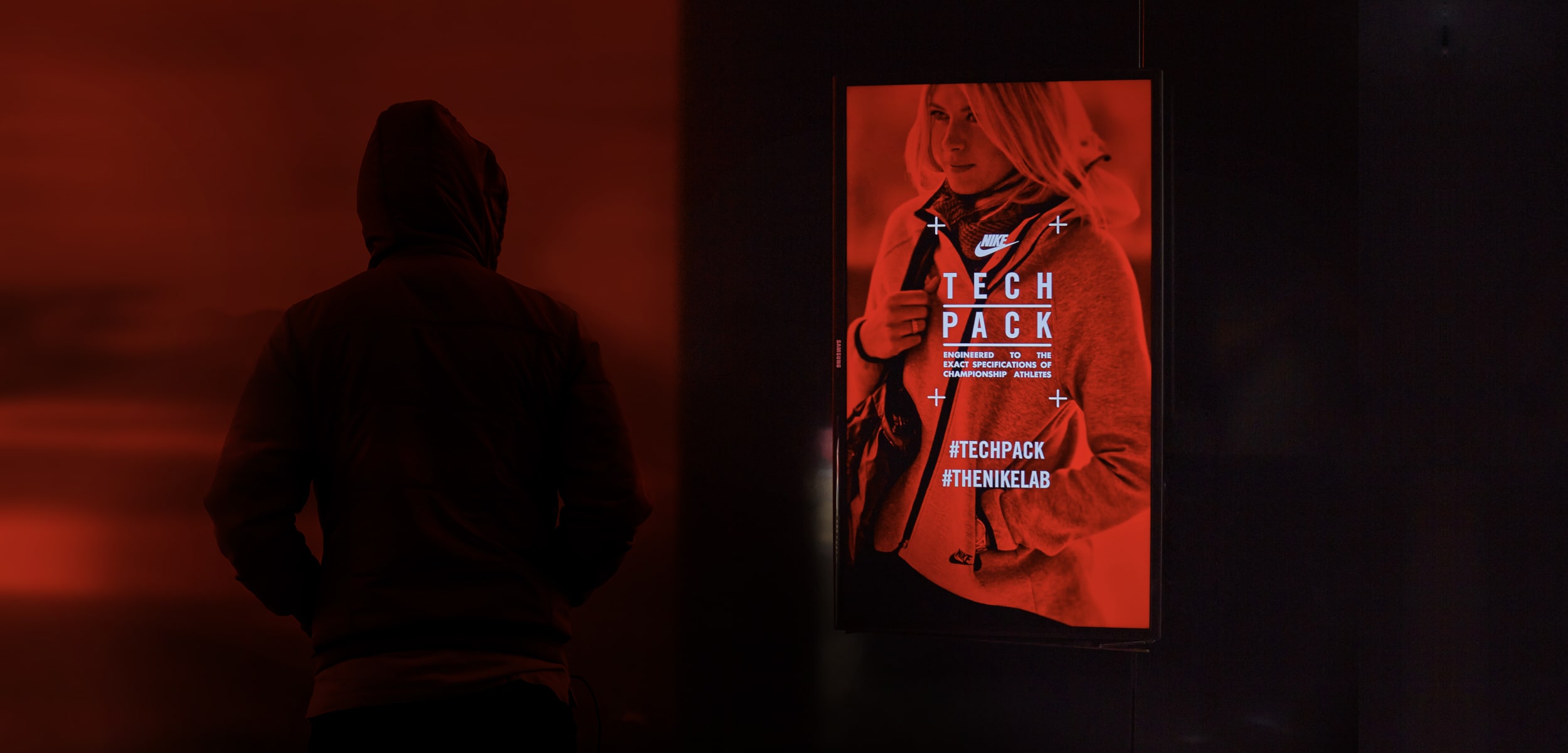 Nike-tech-pack-02-min